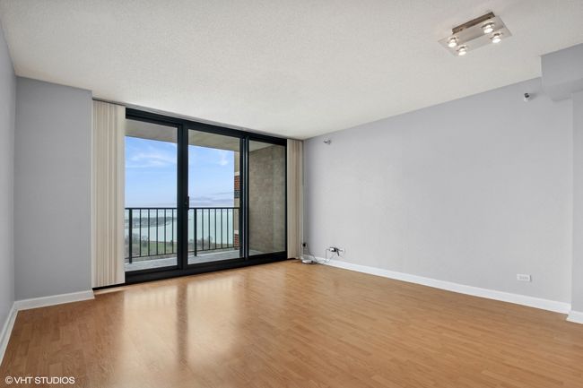 APT-2908 - 3660 N Lake Shore Dr, Condo with 1 bedrooms, 1 bathrooms and 1 parking in Chicago IL | Image 4