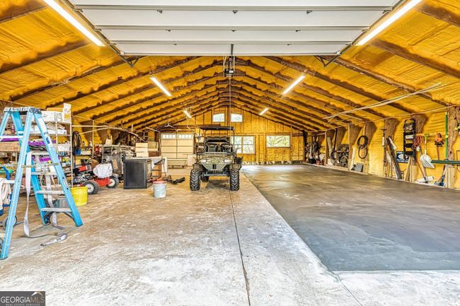 2066 Drew Allen Rd, House other with 4 bedrooms, 3 bathrooms and 3 parking in Williamson GA | Image 81