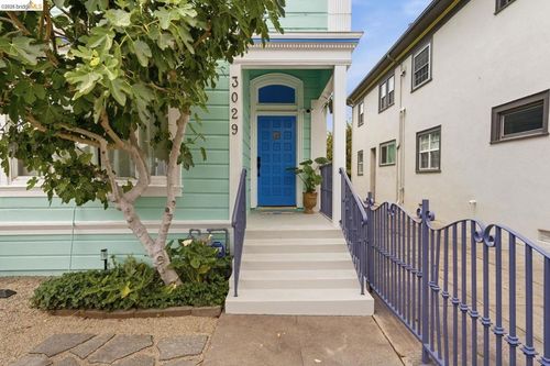 3029 Linden St, Emeryville, CA, 94608-4520 | Card Image