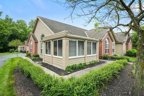 527 Mallet Pl W, Columbus, OH, 43230 | Card Image