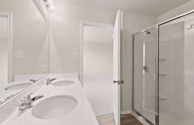 425 Ibis Falls Loop, House other with 3 bedrooms, 3 bathrooms and null parking in Jarrell TX | Image 8