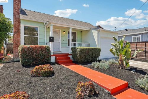 2018 99th Ave, Oakland, CA, 94603-2736 | Card Image
