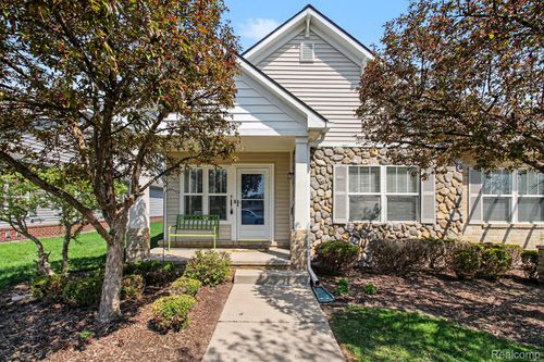 332 Brigg St, Howell, MI, 48855-6856 | Card Image