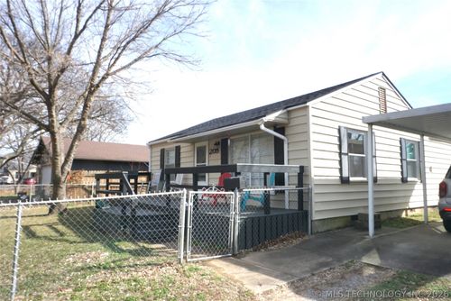 205 Washington Street, Henryetta, OK, 74437 | Card Image