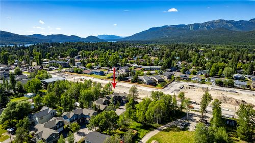 734 Edgewood Pl, Whitefish, MT, 59937-3443 | Card Image