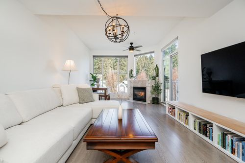 402-12155 191b St, Pitt Meadows, BC, V3Y2S2 | Card Image