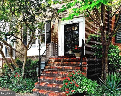 6323 Barrister Pl, ALEXANDRIA, VA, 22307-1215 | Card Image