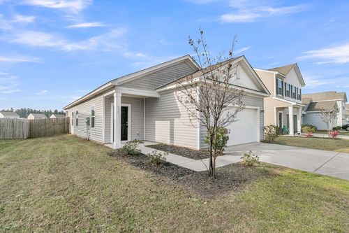 475 Pender Woods Dr, Summerville, SC, 29486-2474 | Card Image