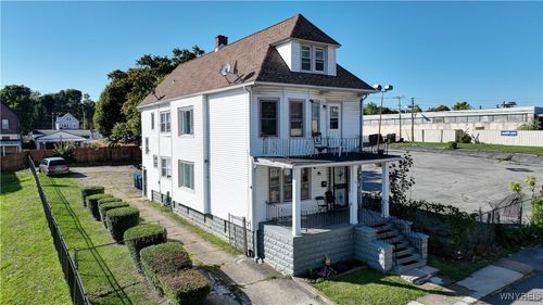 34 Earl Pl, Buffalo, NY, 14211-2905 | Card Image