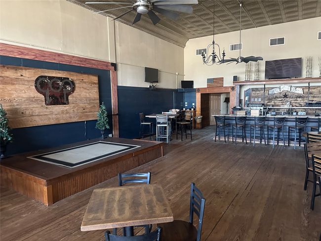 140 S Main St, Home with 0 bedrooms, 0 bathrooms and null parking in Grapeland TX | Image 7