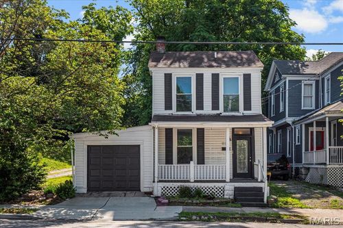 809 Alby St, Alton, IL, 62002-2506 | Card Image