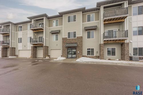 206-7701 S Townsley Ave, Sioux Falls, SD, 57108-7639 | Card Image