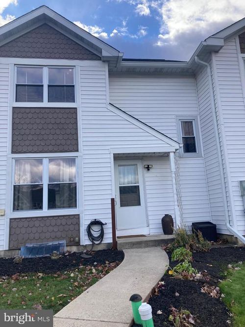 2730 Jean Dr, HATFIELD, PA, 19440-3971 | Card Image