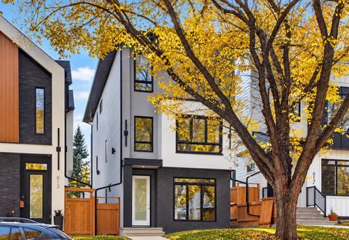 615 55 Ave Sw, Calgary, AB, T2V0G2 | Card Image