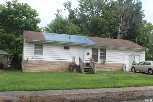 511 N Michaels St, Carbondale, IL, 62901-1352 | Card Image