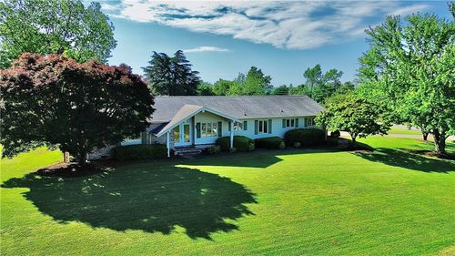 122 Mountain View Dr, Pickens, SC, 29671-8848 | Card Image