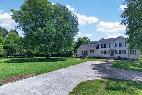 12 Holston Lane, Hampton, VA, 23664 | Card Image