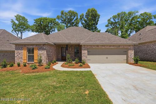 210 Birch Ln, Canton, MS, 39046-1290 | Card Image