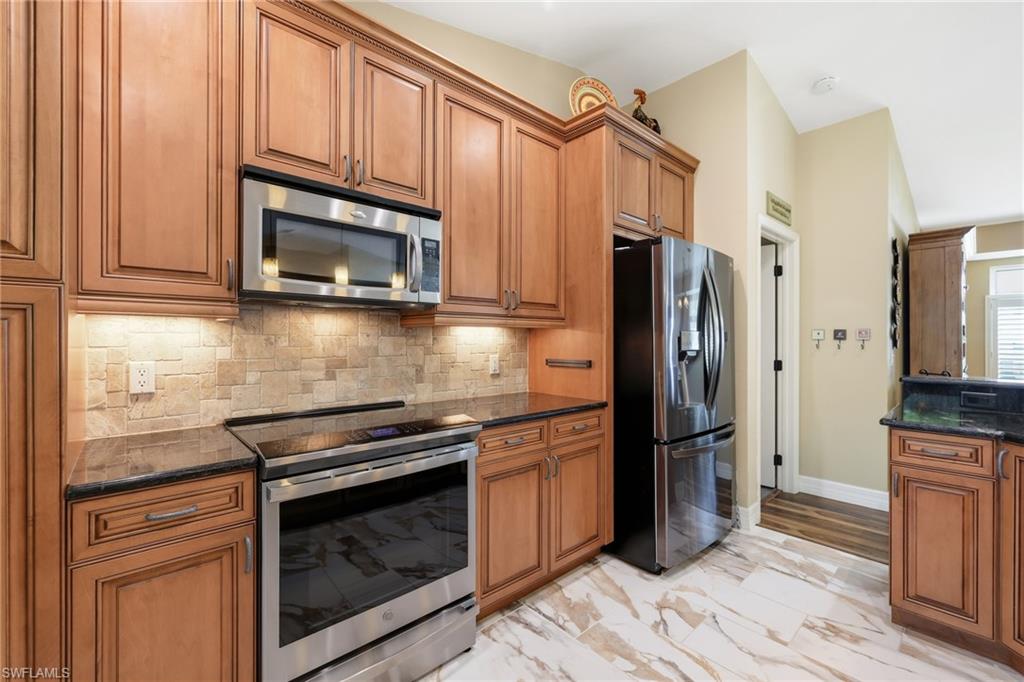 Residential in FORT MYERS 4