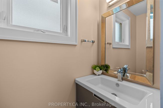 18 Sable Dr, House other with 4 bedrooms, 3 bathrooms and 4 parking in Ancaster ON | Image 15