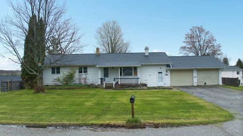 427 Hayes St, Rose City, MI, 48654-9577 | Card Image