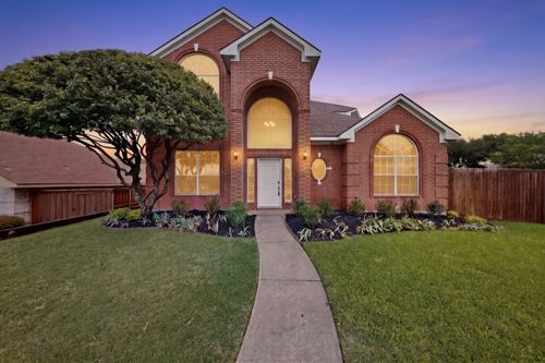 9840 Danbury Dr, Frisco, TX, 75035-7153 | Card Image
