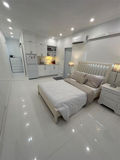 8000 Sw 19th St, Miami, FL, 33155-1336 | Card Image