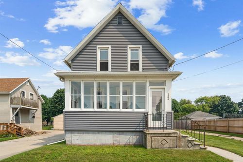 2304 14th Street, Two Rivers, WI, 54241 | Card Image