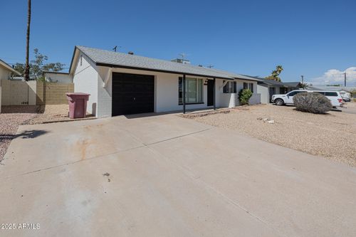 8614 E Palm Ln, Scottsdale, AZ, 85257-2953 | Card Image