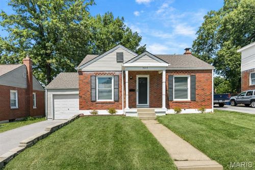 9217 Seneca Lane, Overland, MO, 63114 | Card Image