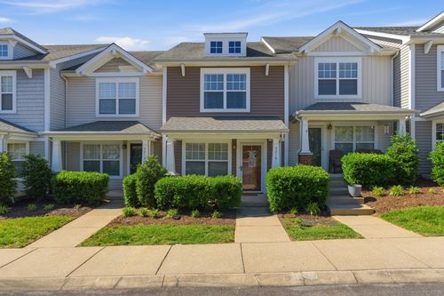 3215 Harpeth Springs Dr, Nashville, TN, 37221-2385 | Card Image