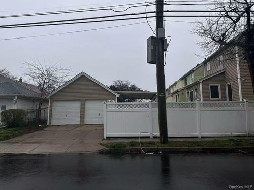 8860 240th St, Bellerose, NY, 11426-1236 | Card Image