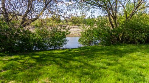 325 W Park St, SILVER LAKE, WI, 53170-1541 | Card Image