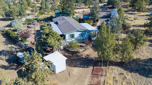 8659 Sw Shad Rd, Terrebonne, OR, 97760-7799 | Card Image
