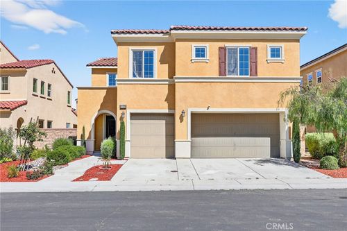 24452 Paxton Ln, Lake Elsinore, CA, 92532-2749 | Card Image