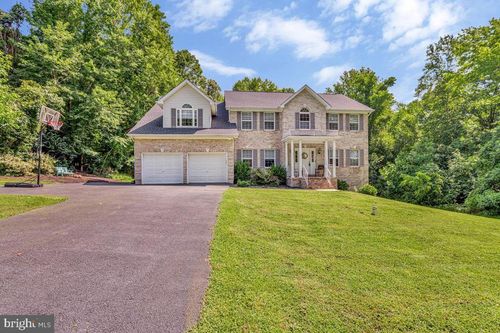 4220 Weeping Willow Ln, HUNTINGTOWN, MD, 20639-4217 | Card Image