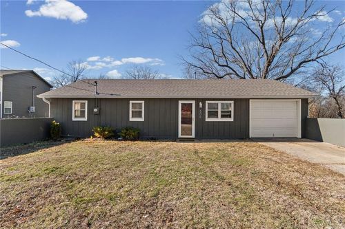 506 N Water St, Warrensburg, MO, 64093-1308 | Card Image