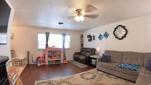 3104 Mandell Cir, Clovis, NM, 88101-3225 | Card Image