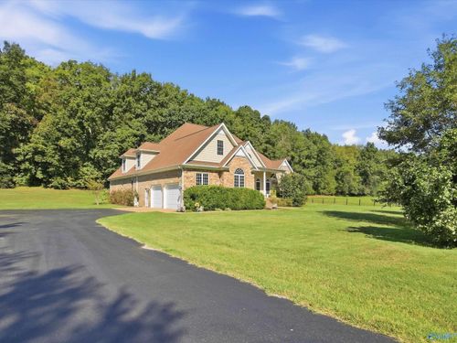600 Bates Hollow Rd, Prospect, TN, 38477-6050 | Card Image