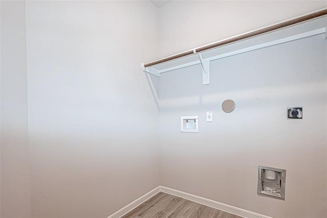 27076 Badger Way, House other with 3 bedrooms, 2 bathrooms and 2 parking in Magnolia TX | Image 22