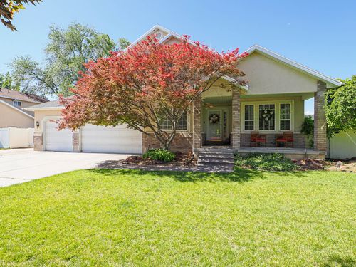 157 Clay Park Dr, Murray, UT, 84107-7090 | Card Image