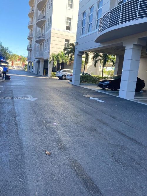 w304-1789 Ne Miami Gardens Dr, Miami, FL, 33179 | Card Image