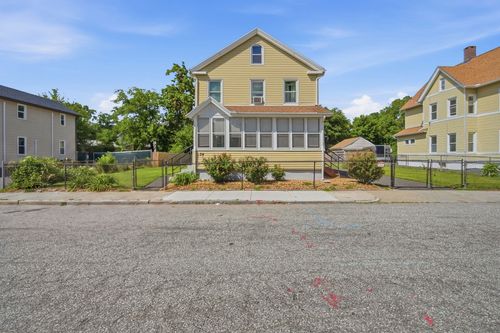 34 Ashley St, Springfield, MA, 01105 | Card Image