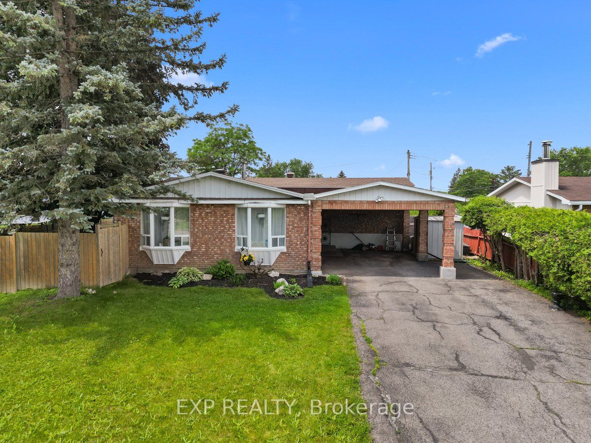 Residential in Orleans - Cumberland and Area 2