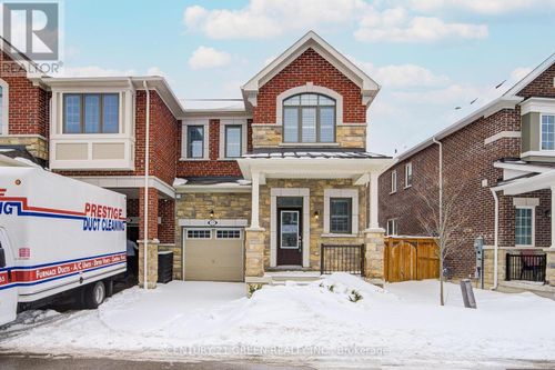 17 Windflower Way, Whitby, ON, L1P0H9 | Card Image