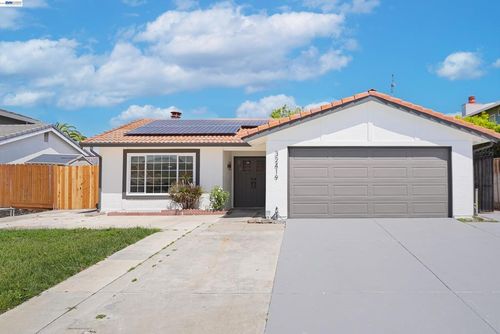 32419 Woodland Dr, Union City, CA, 94587-4827 | Card Image