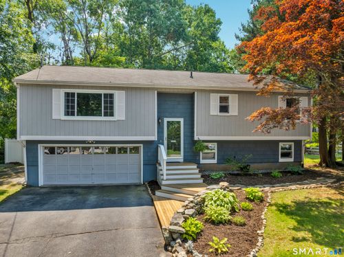 197 Breezy Knls, Mystic, CT, 06355-1303 | Card Image
