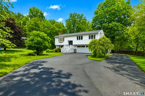 62 Windsor Rd, Shelton, CT, 06484-5022 | Card Image