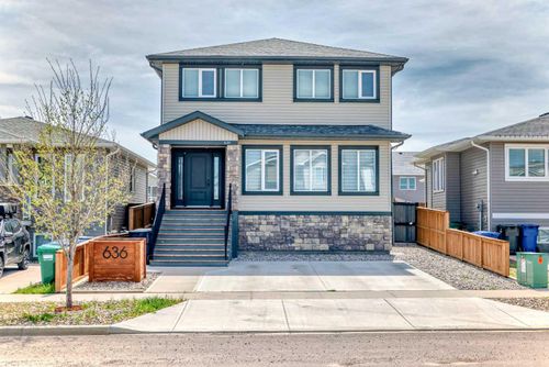 636 Aquitania Boulevard W, Lethbridge, AB, T1J5G5 | Card Image