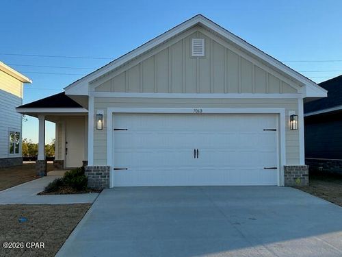 7060 Traditions Dr, Panama City, FL, 32404-2976 | Card Image